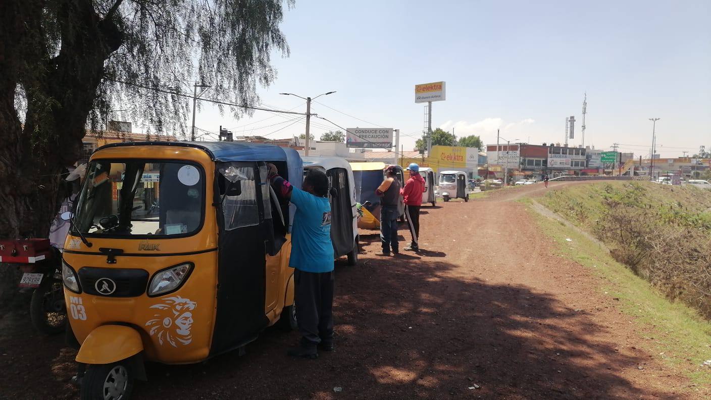 Transporte gratuito por entrega de becas