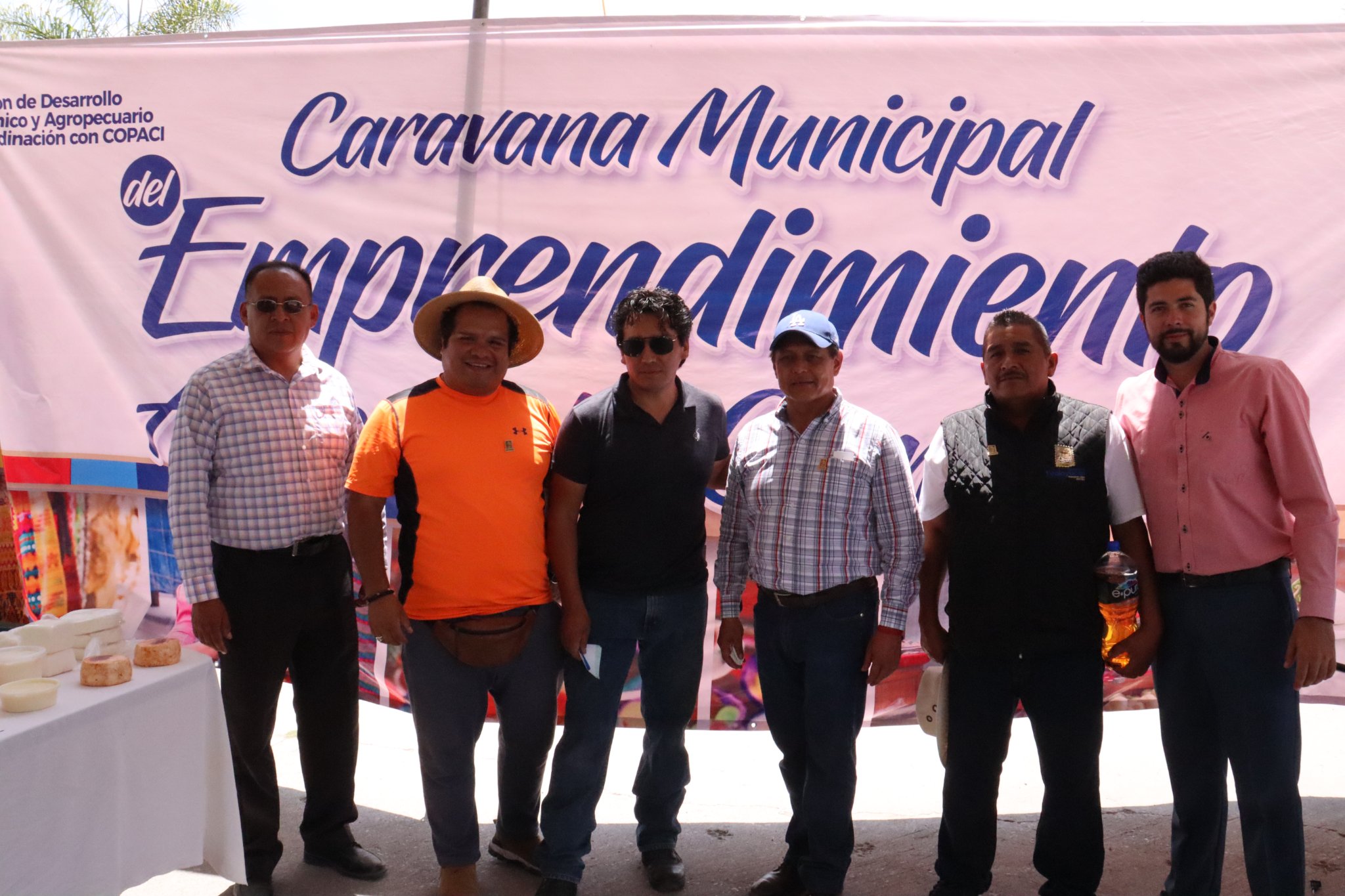 Caravana Municipal de Emprendimiento Artesanal y Comercial