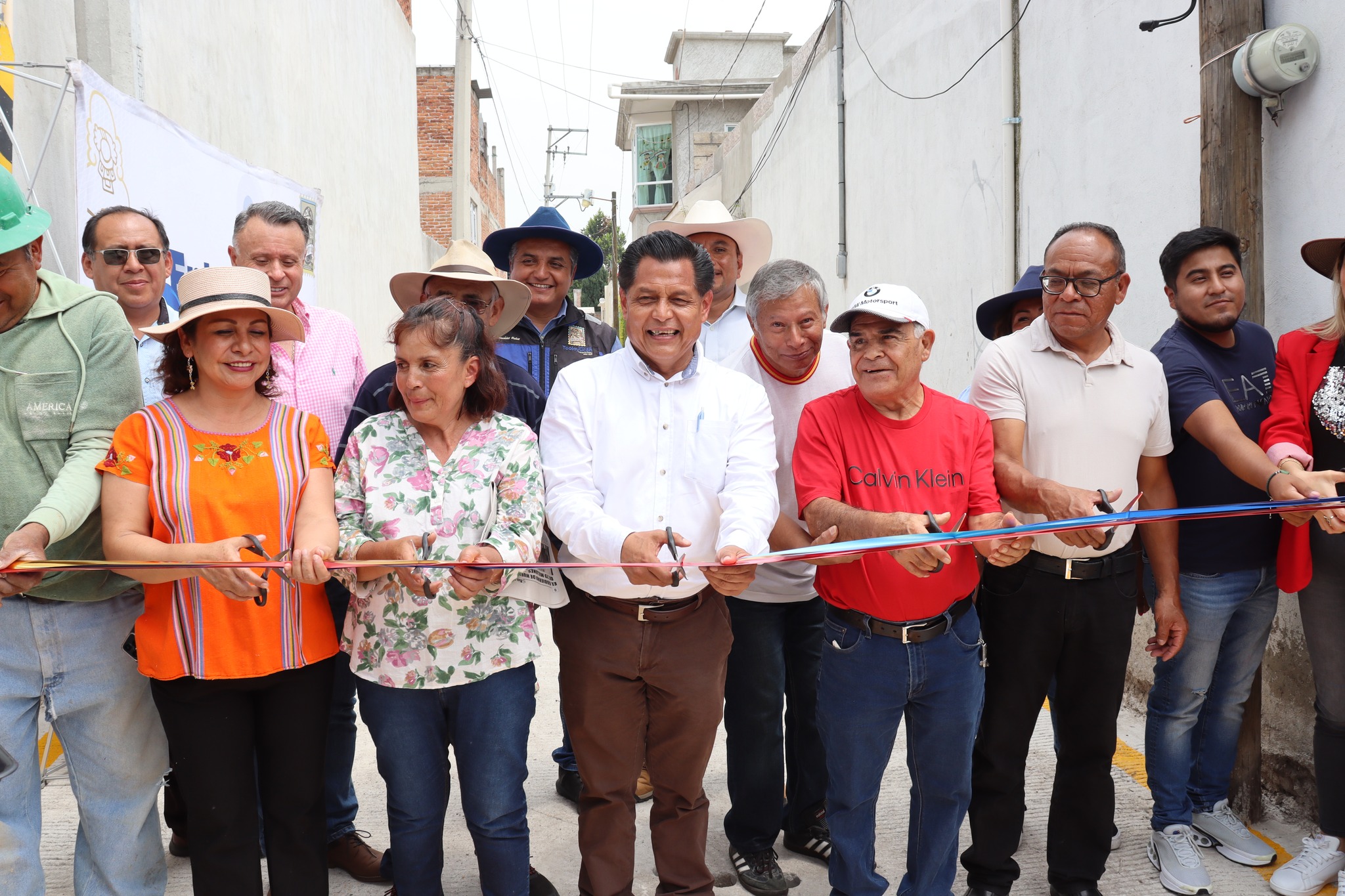 Entrega de Obra de pavimentación con concreto hidráulico en la Cuarta Cerrada Cedro, Bo. Zimapan.