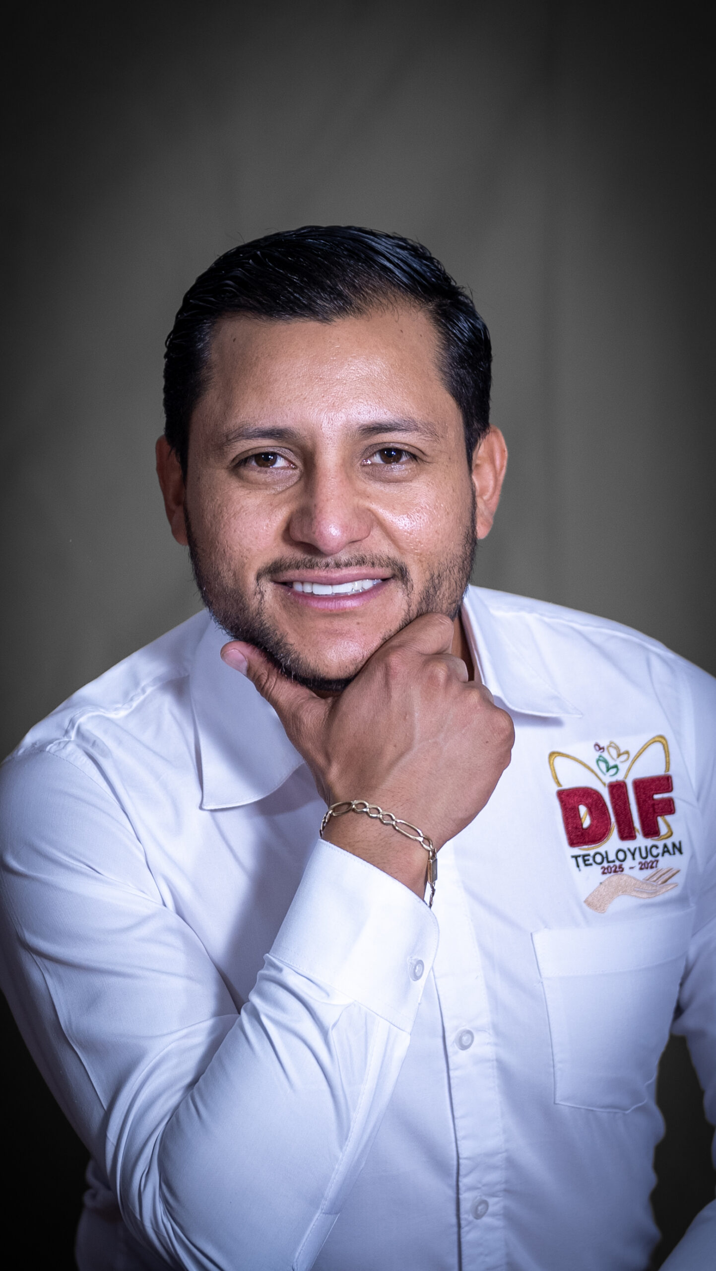 Director DIF